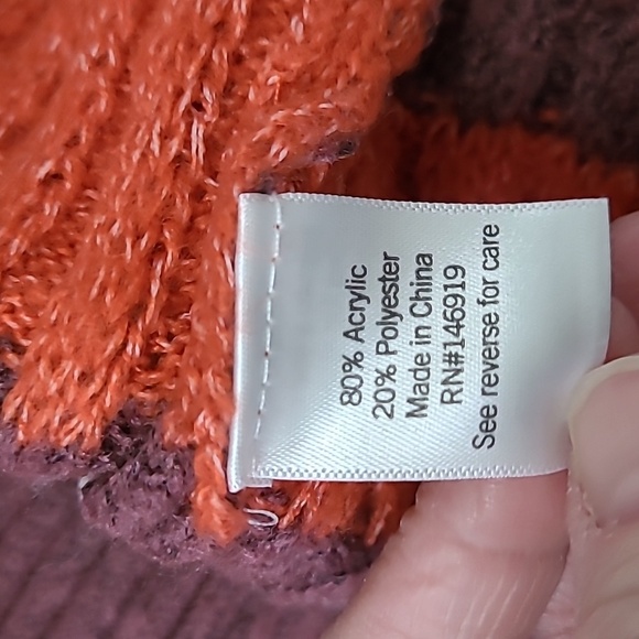 SO Colorful Striped Ribbed Sweater size Large - Picture 4 of 6